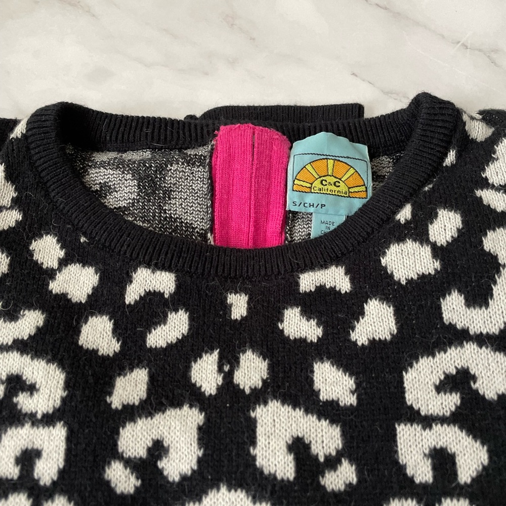 C&C California Leopard Print Knit Sweater With Ba… - image 2
